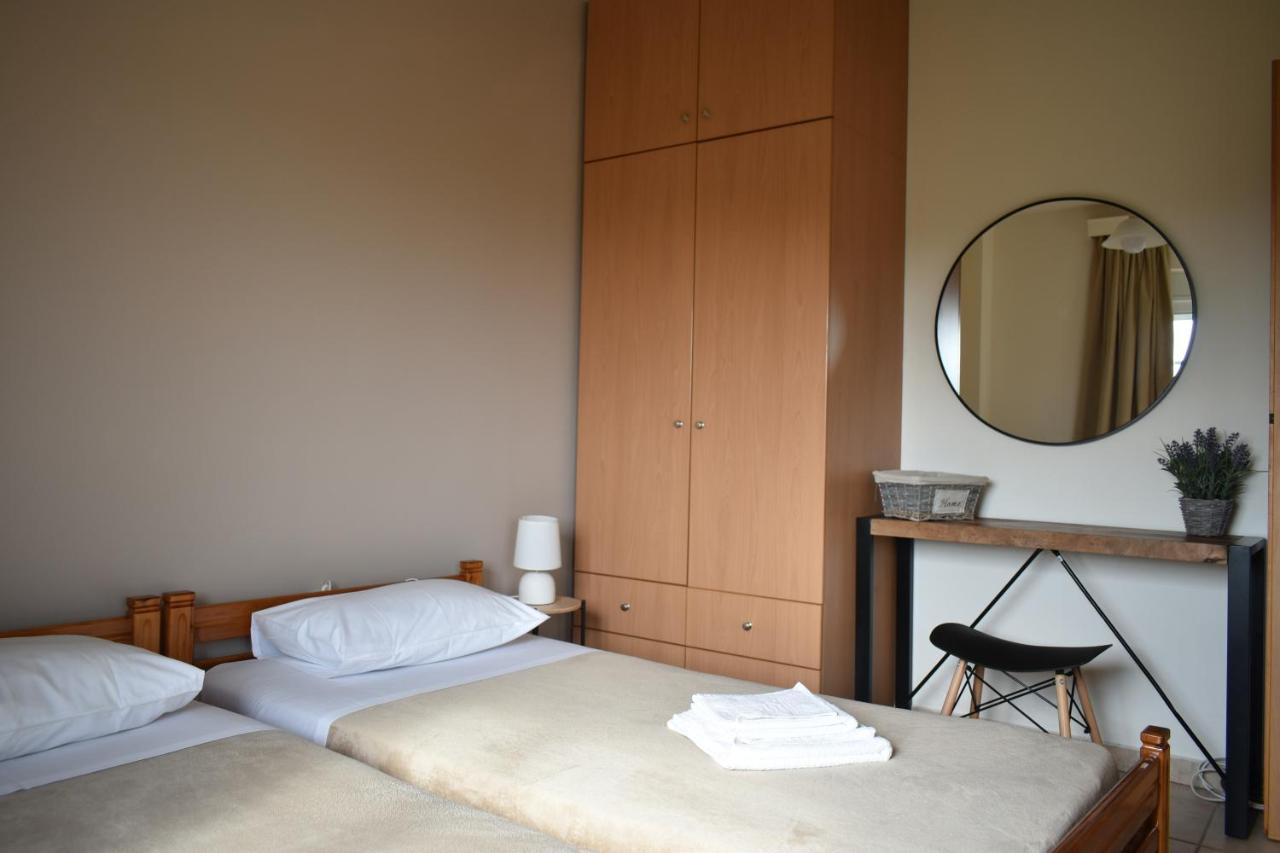 Mini Art Apartments Gerani  Dış mekan fotoğraf