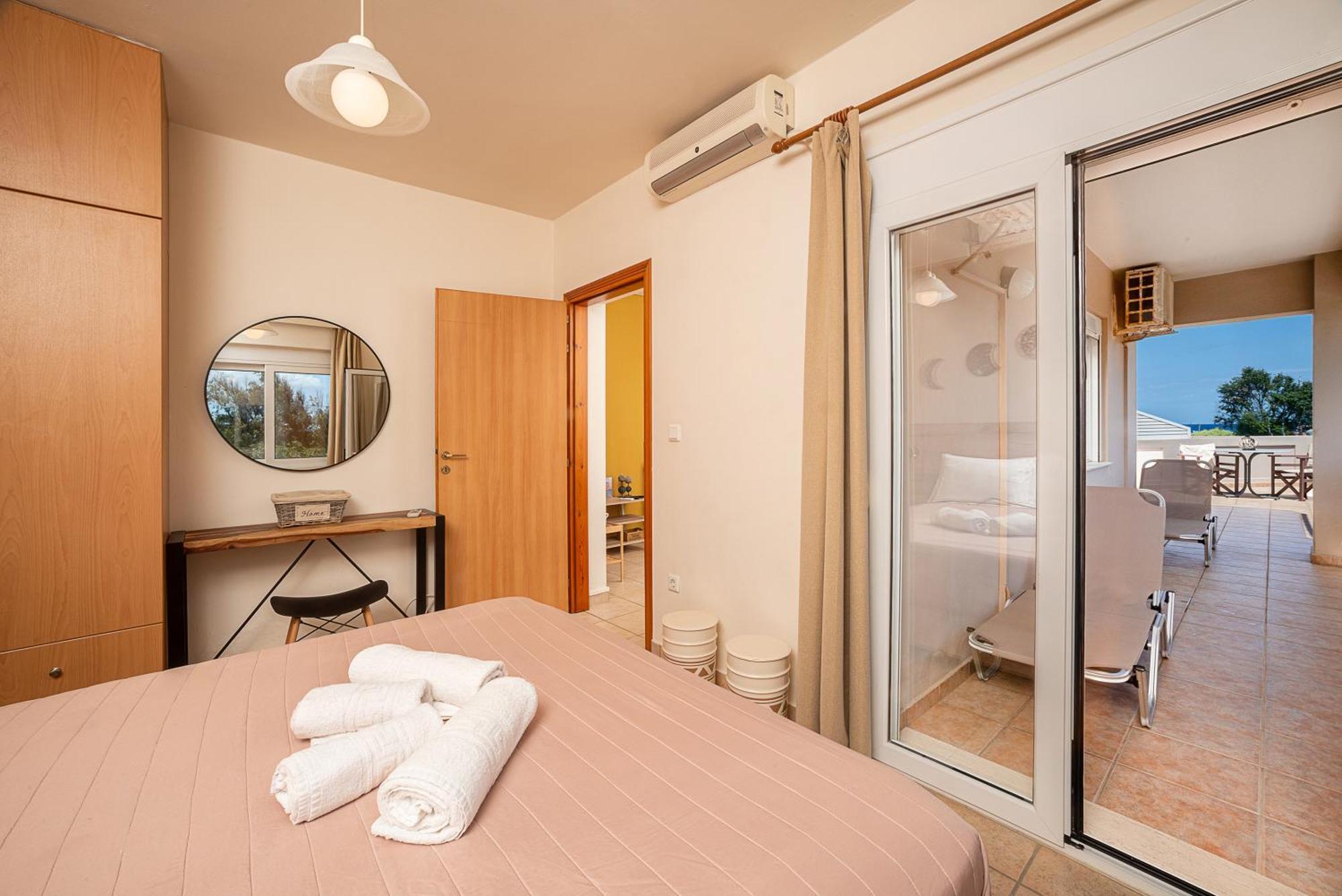Mini Art Apartments Gerani  Dış mekan fotoğraf