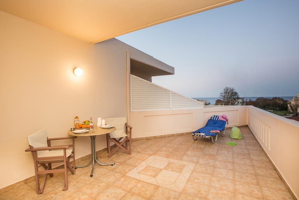 Mini Art Apartments Gerani  Dış mekan fotoğraf